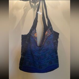 NWT!!! Ten thousand villages purse.